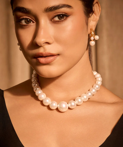 Gradation Pearl Necklace