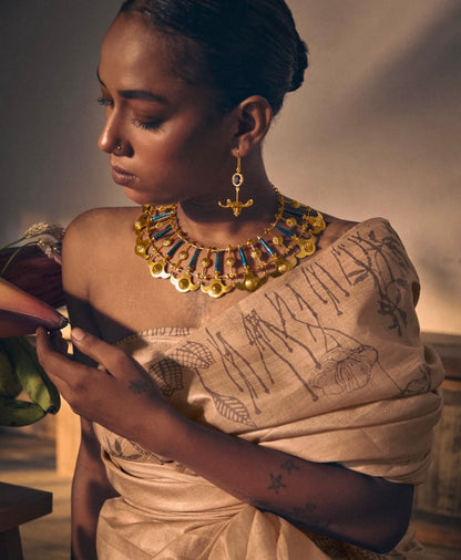Himel Neckpiece