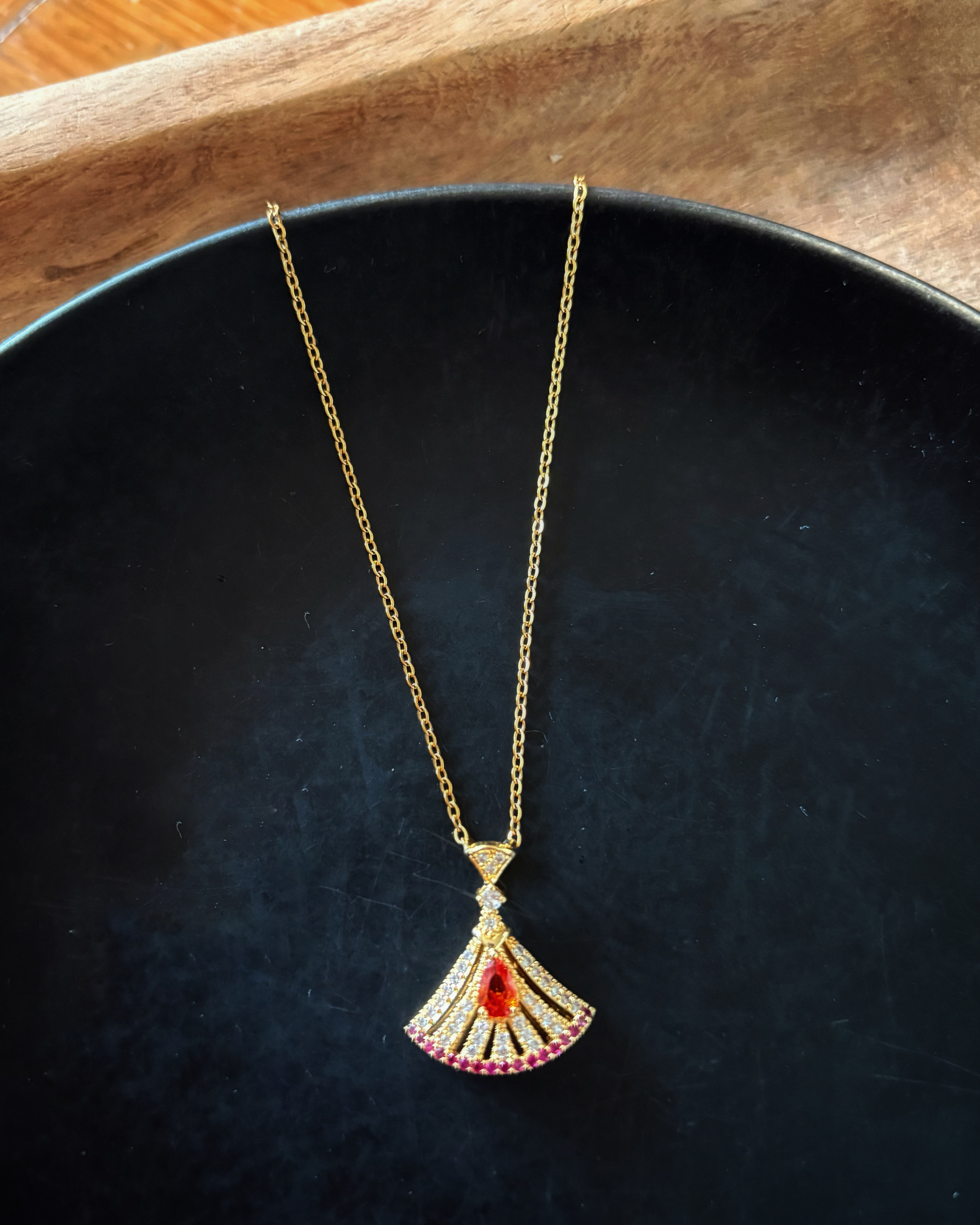 TRI DROP NECK CHAIN