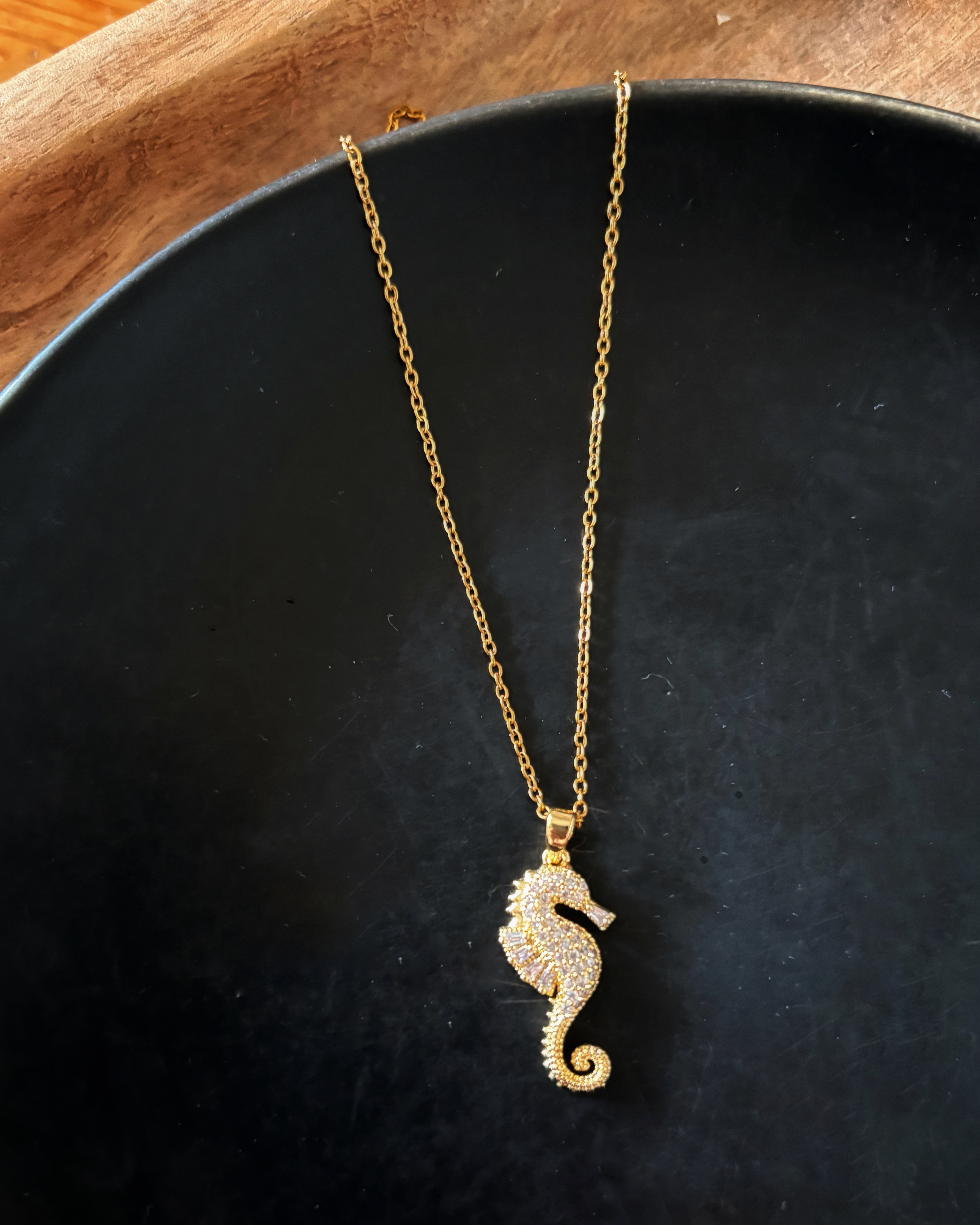 SEAHORSE NECKCHAIN