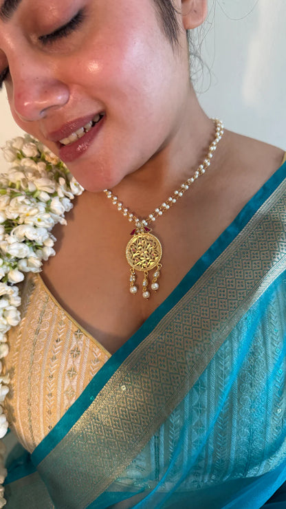 Ira Pearl Gold Necklace