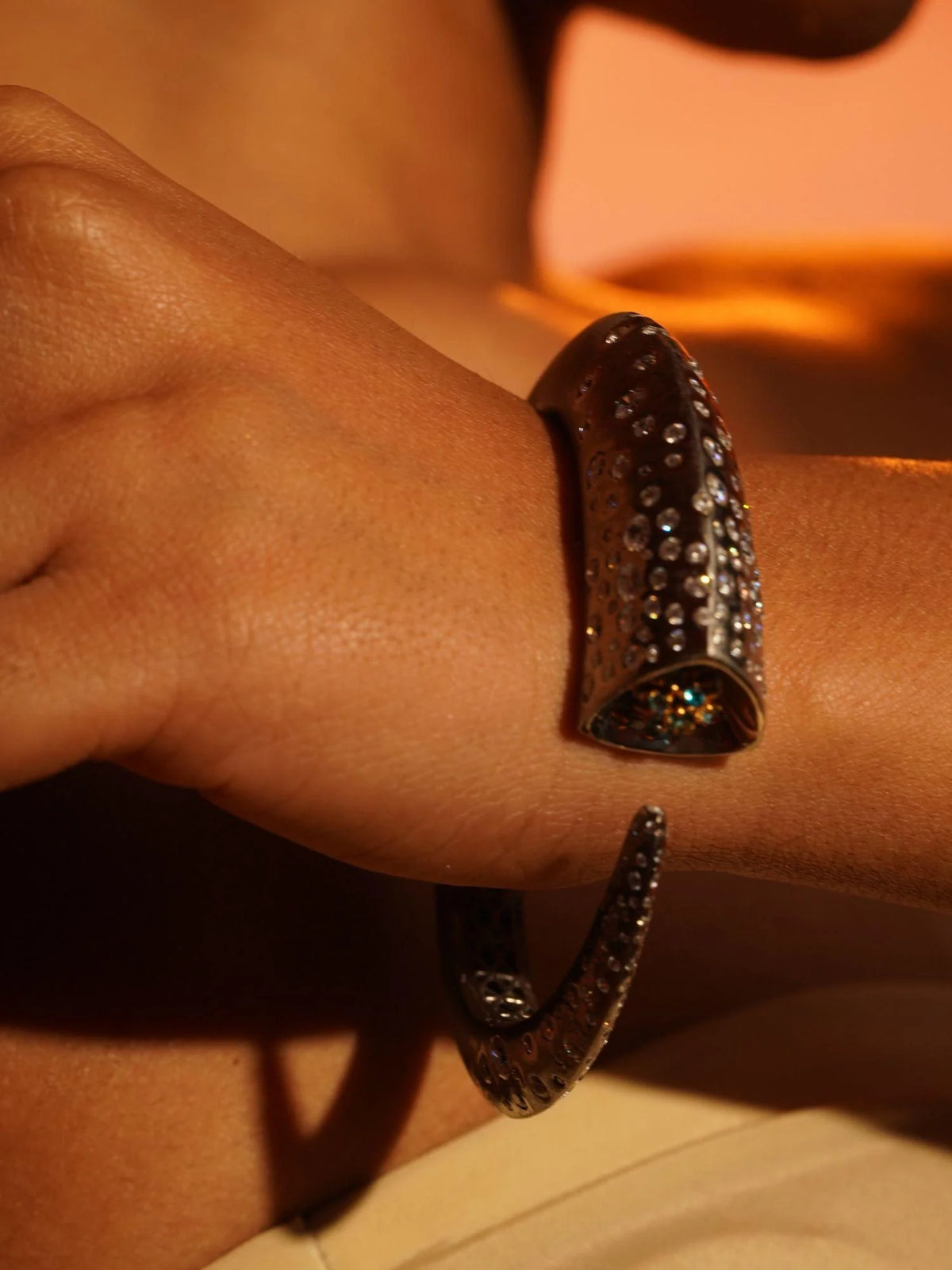 Irodori Bangle Black