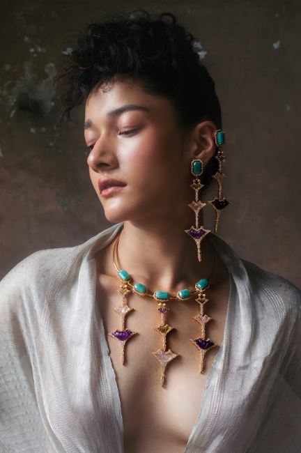 JALAJ ASMANI EARRING
