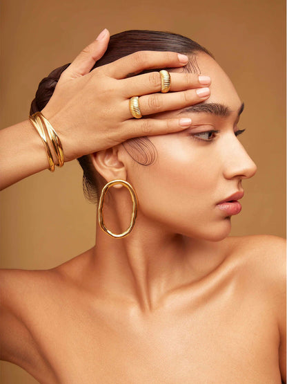Lumi hoop earrings