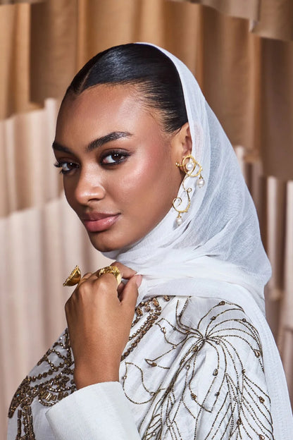 Manthan Square Ring Gold