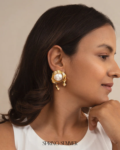 Mini Twiddle Pearl Studs