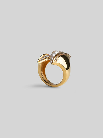 Noira Pearl Ring