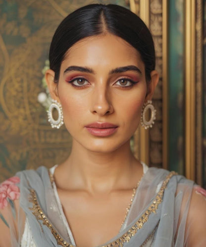 Royal crescent diamond earring