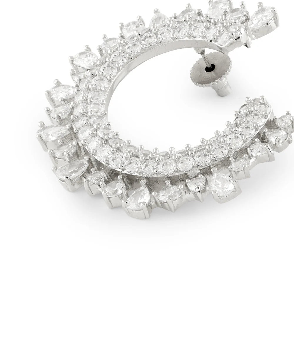 Royal crescent diamond earring