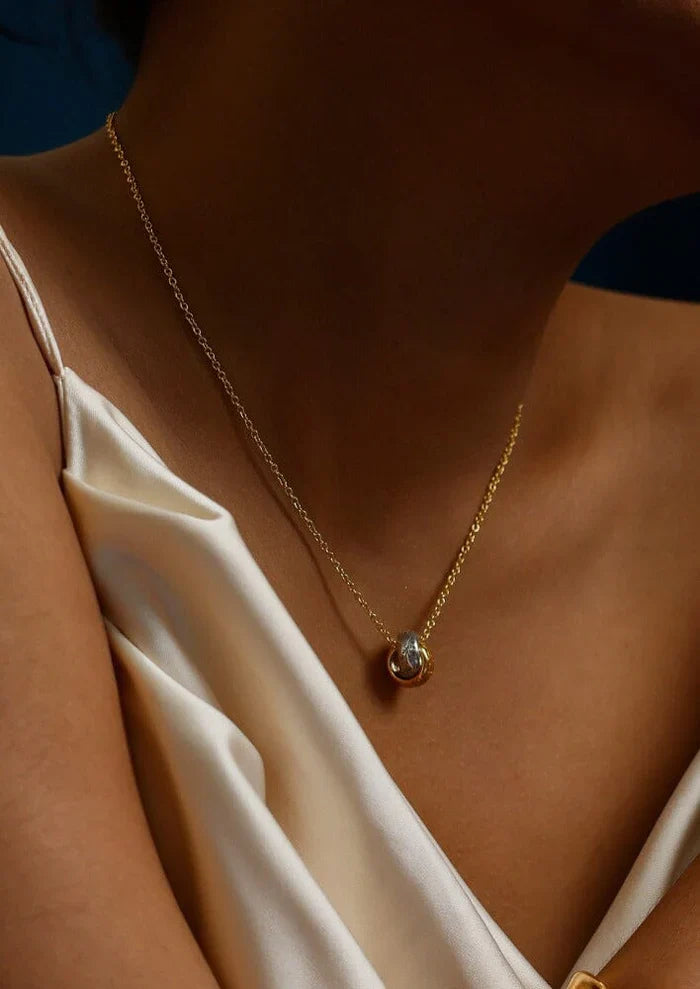 Sabr & Shukr Bloom Pendant