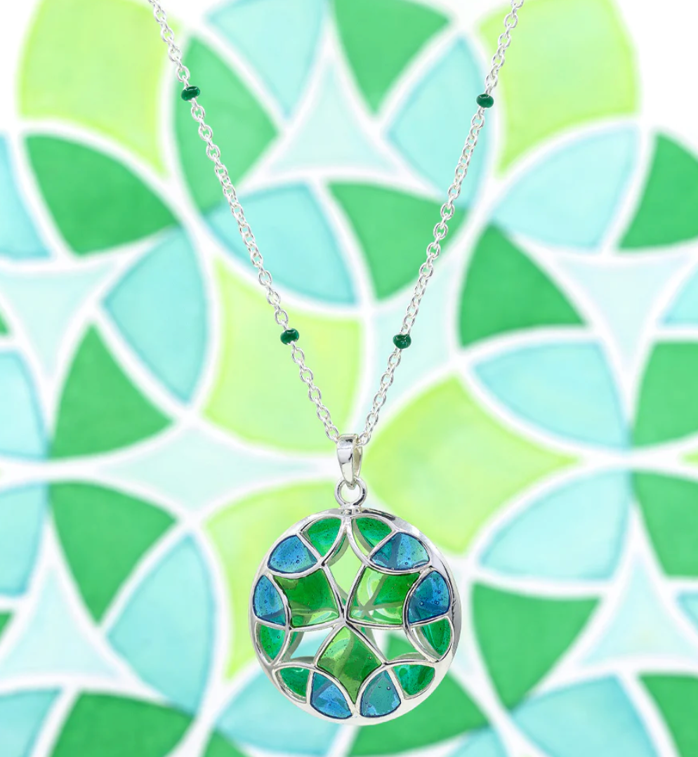 GREEN TREASURE PENDANT