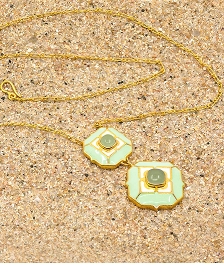 DEEP DIVE LONG NECKLACE GREEN