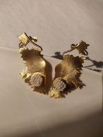 Load image into Gallery viewer, AWE GOLDEN EARRINGS
