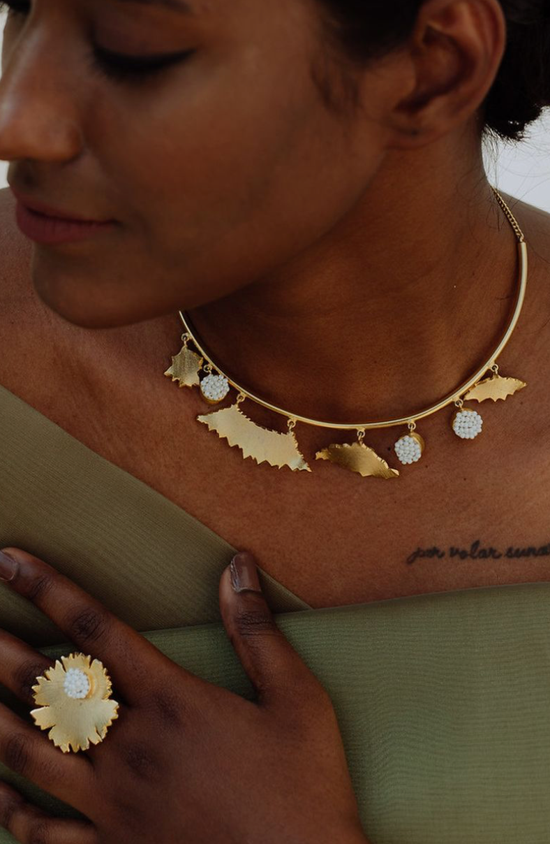 CHERISH GOLDEN CHARM CHOKER