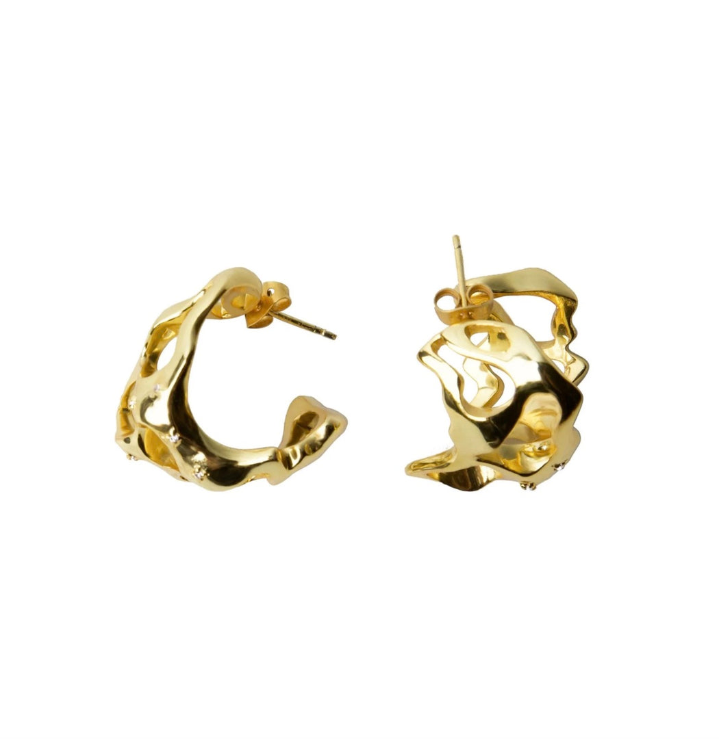 BOLD MOLTEN HOOPS GOLD