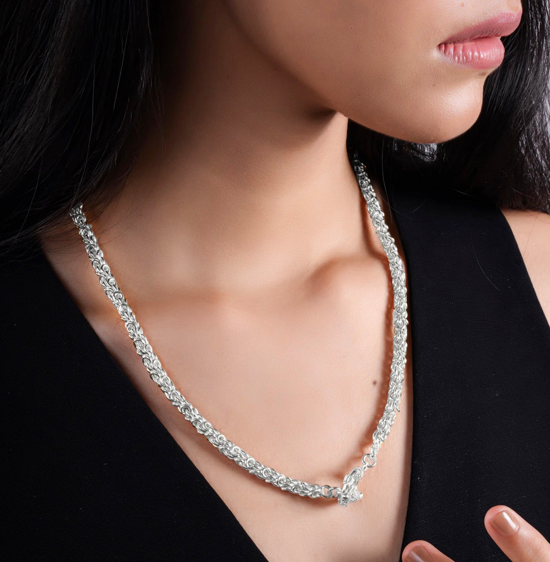 NEXUS LINK NECKLACE