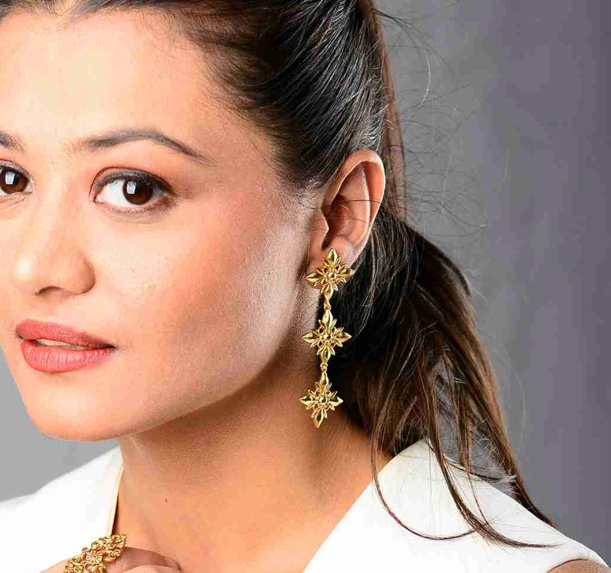 SUNEHRI LONG EARRINGS