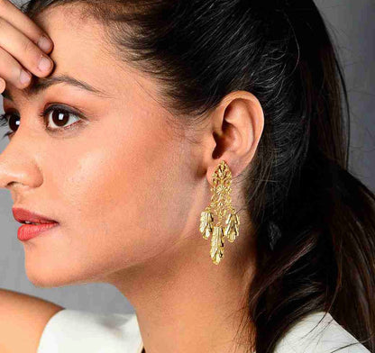 BELLA FLORAL EARRINGS