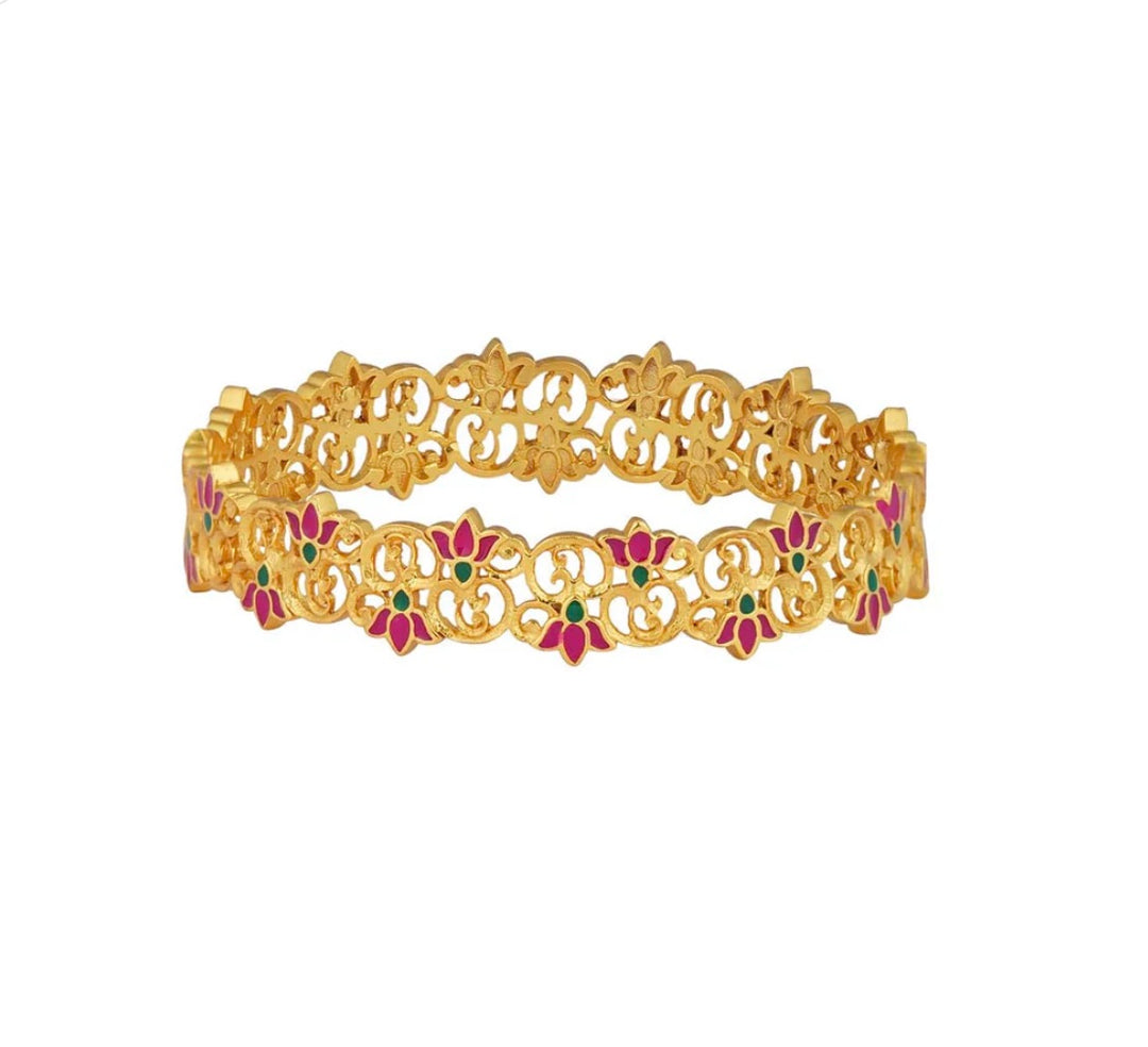 BLOOMING TALES LOTUS BANGLE IN PINK ENAMEL