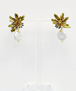 Load image into Gallery viewer, FLOWER BURST EARRINGS - FORGET ME NOT BLUE
