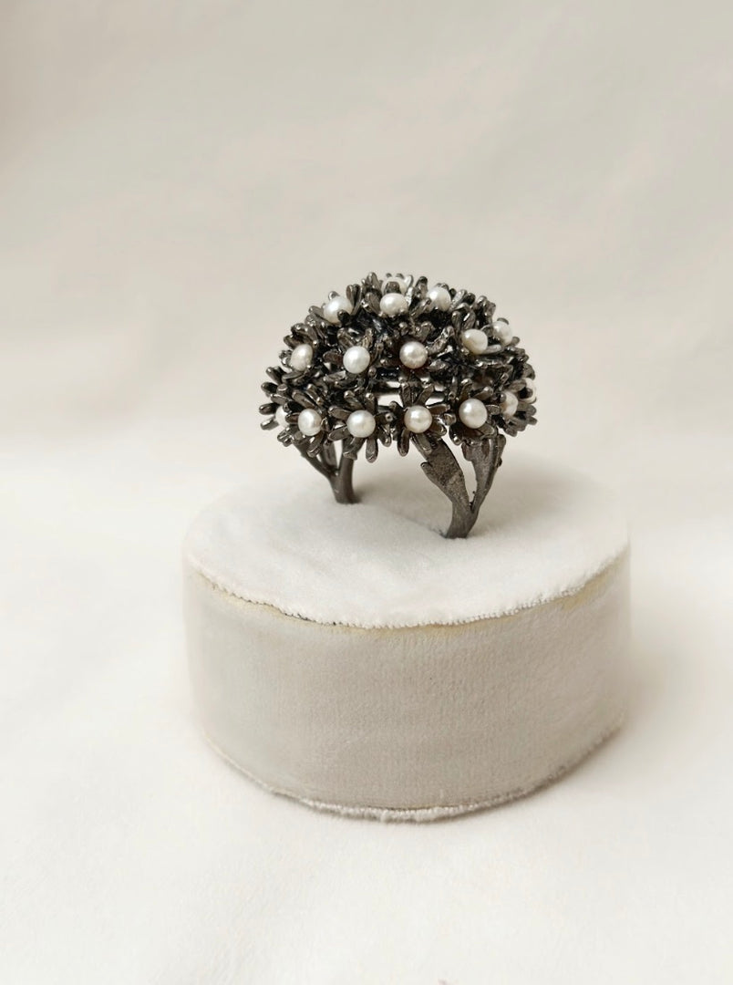 SUNSHINE PEARL RING - BLACK