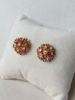 Load image into Gallery viewer, SUNSHINE MINI STUDS WITH PEARLS - ROSE GOLD
