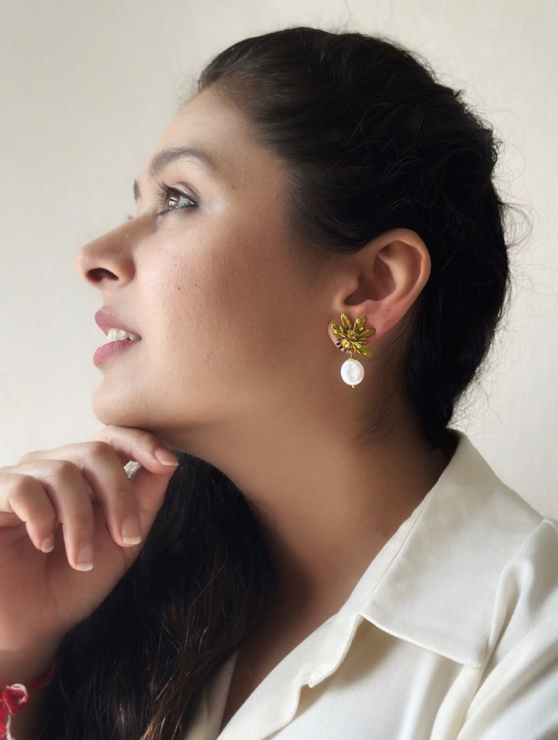 FLOWER BURST EARRINGS - FORGET ME NOT BLUE