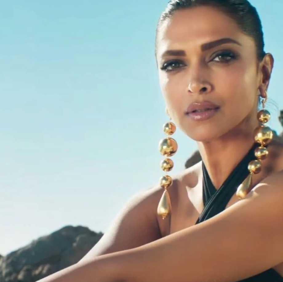 DEEPIKA PADUKONE IN SUN SIN DROP EARRINGS