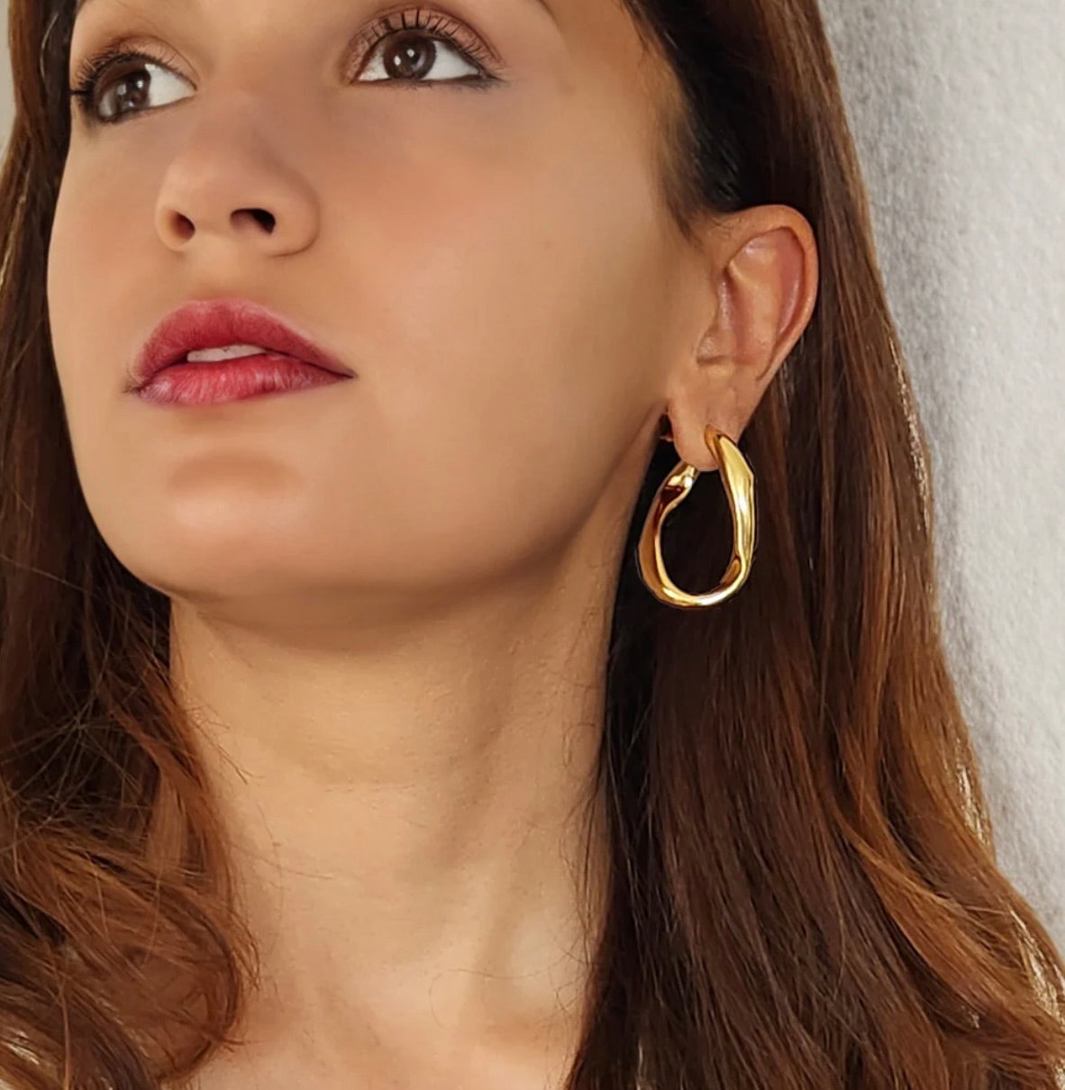 ORO WAVE HOOPS
