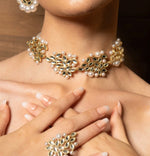 Load image into Gallery viewer, AAINA MARQUEE CHOKER
