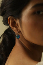 Load image into Gallery viewer, THE CAIM EARRINGS
