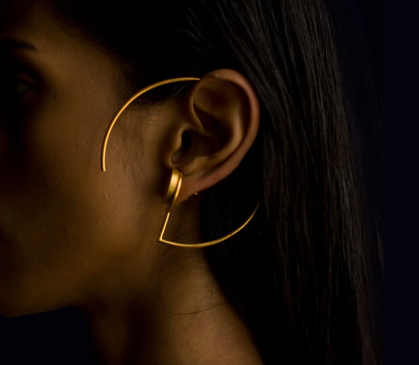 KEPLER'S LAW EARRING