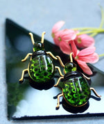 Load image into Gallery viewer, THE GREEN LATERN BEETLE EARRING
