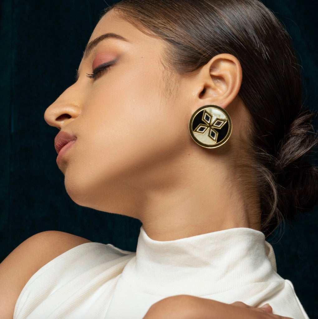 OPALINE STUDS