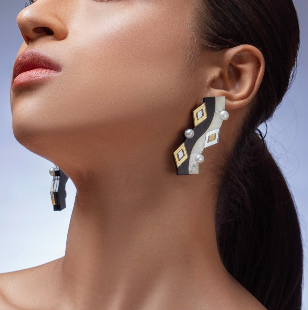 MOIRE EARWEAR