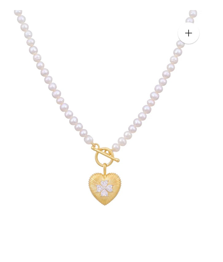 BLOOM HEART PENDANT