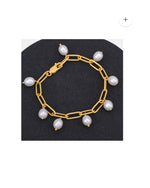 Load image into Gallery viewer, PEARL CHARM BRACELET
