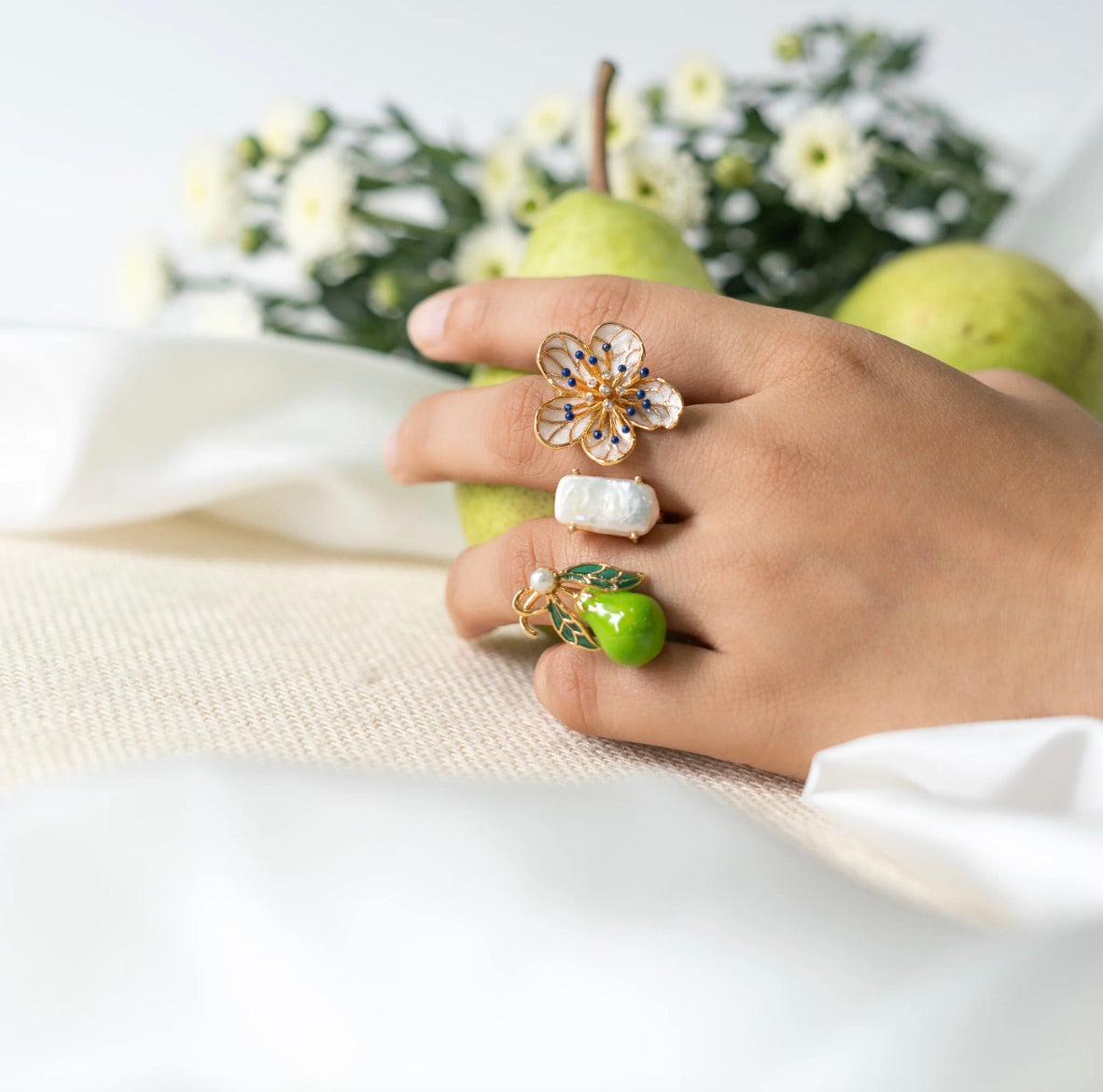PEAR BLOSSOM DOUBLE RING