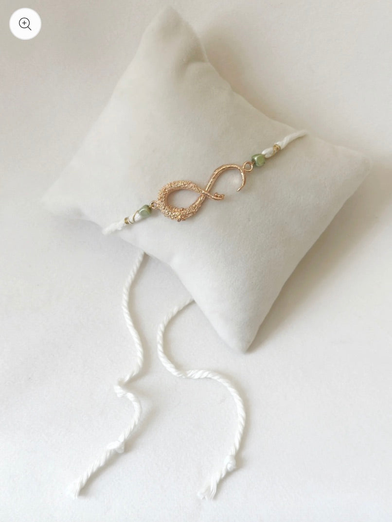 INFINITY RAKHI ROSE AND WHITE