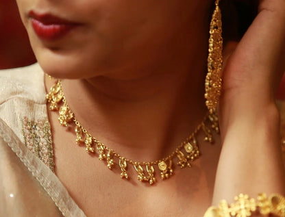 SACRED SPLENDOUR NECKLACE