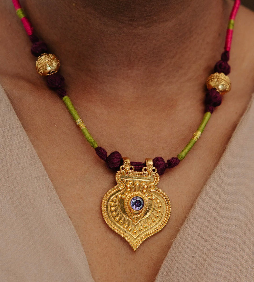 YAMINI NECKLACE