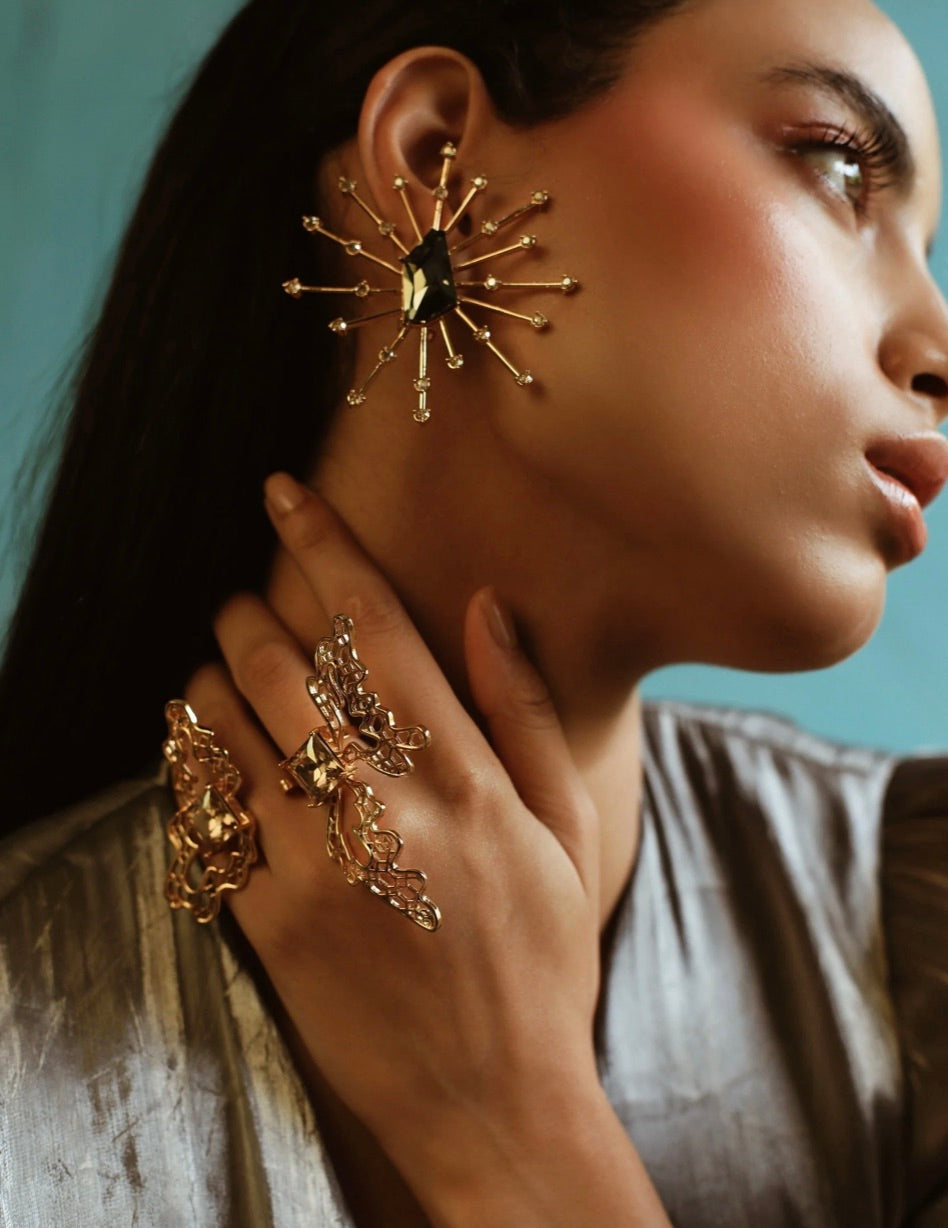 VANORA EARRING
