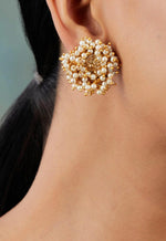 Load image into Gallery viewer, PEARL EARRINGS
