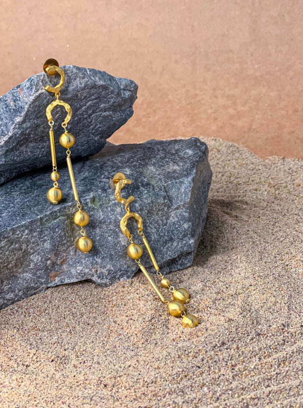 LUNA BALL EARRINGS