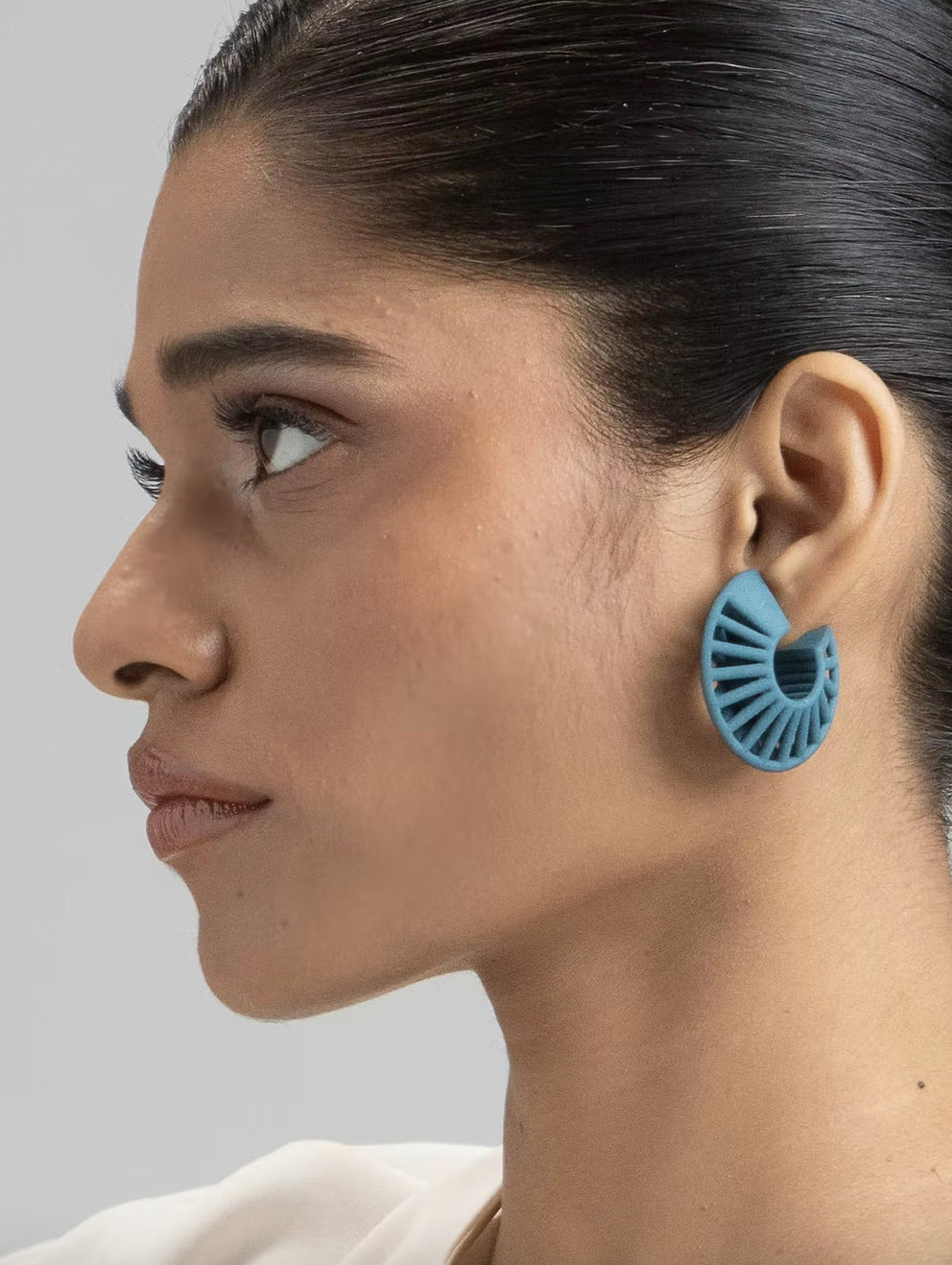 SOLIS SMALL HOOPS