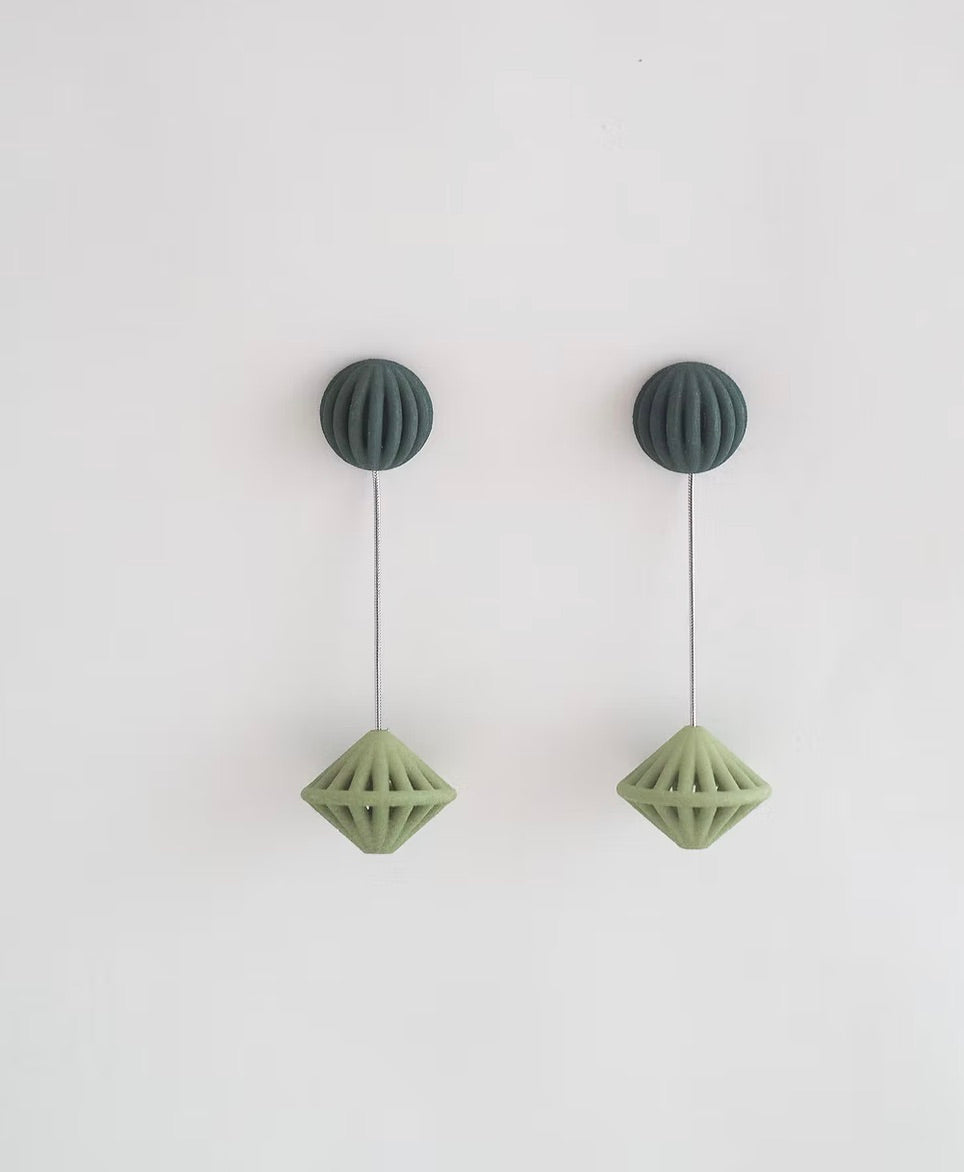 SOLIS SAUCER EARRINGS