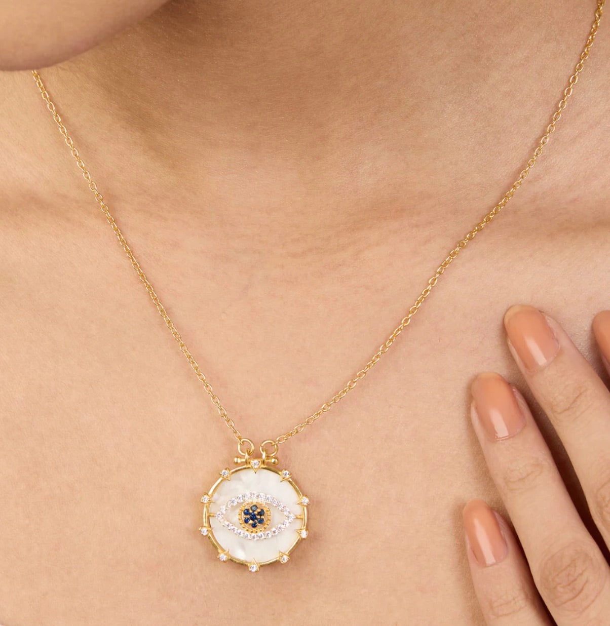 EVIL EYE NECKLACE