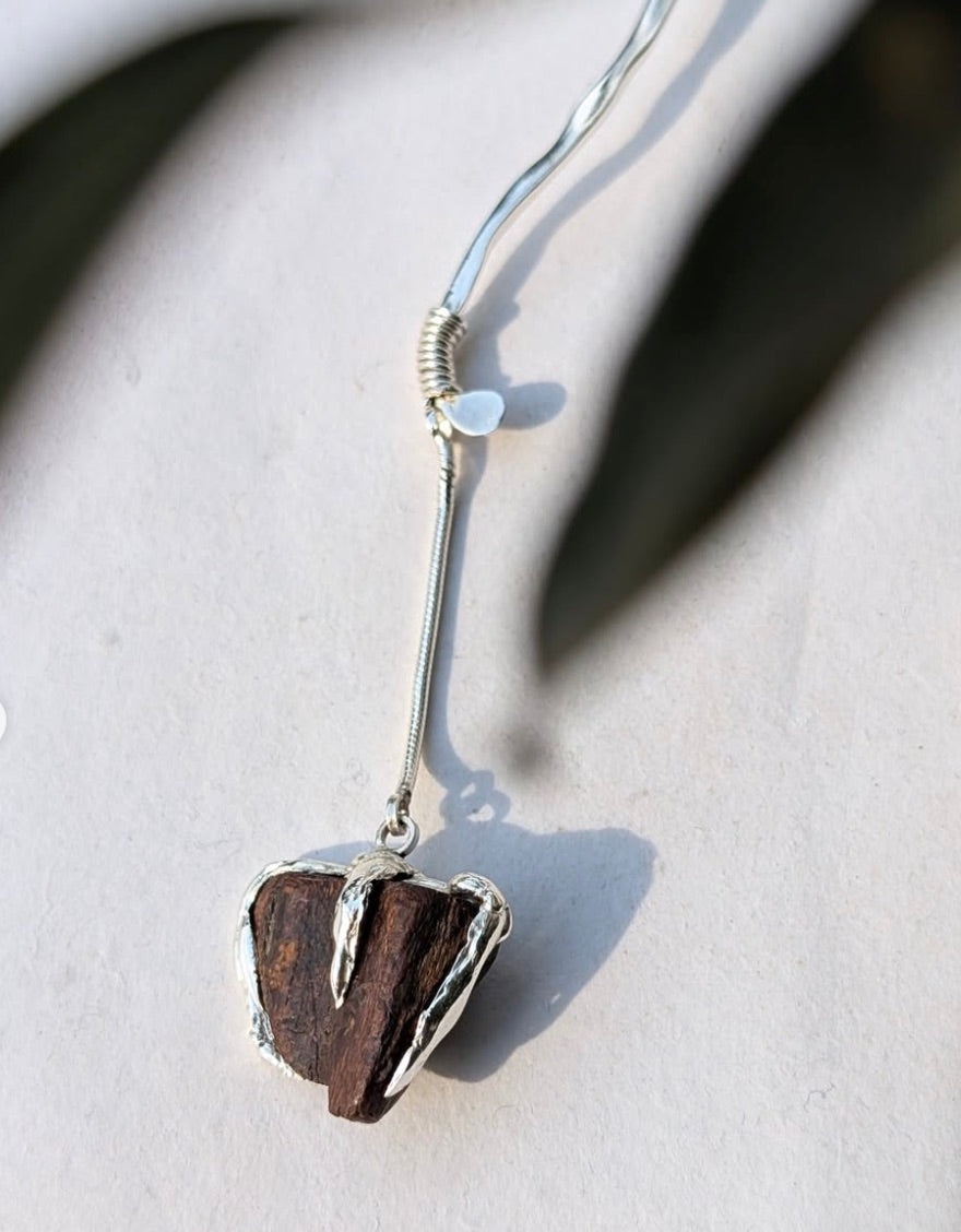 AME NECKLACE