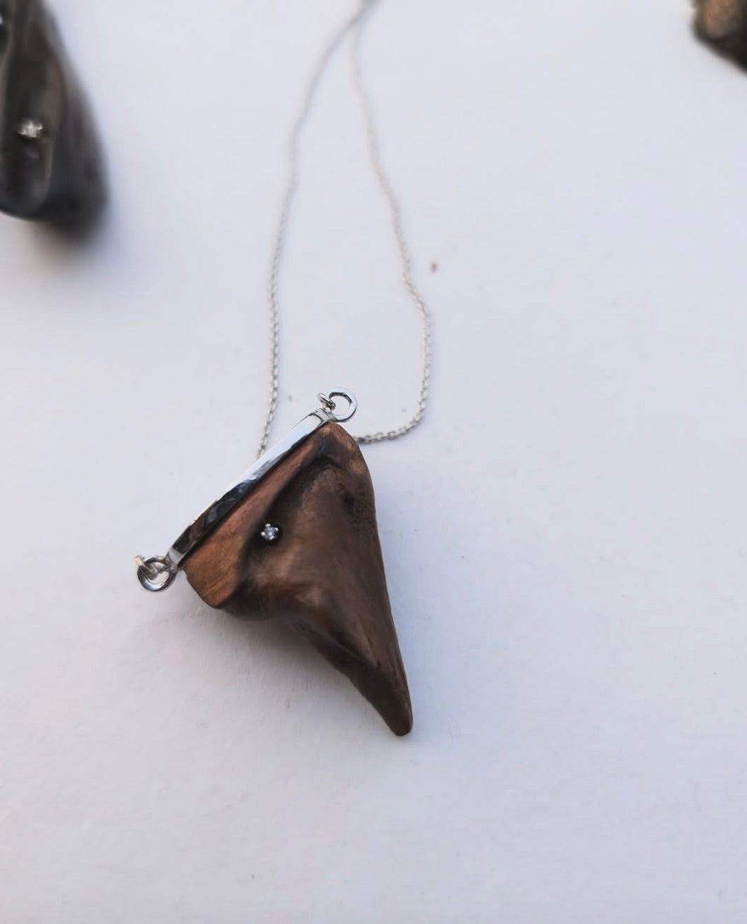 AVA PENDANT
