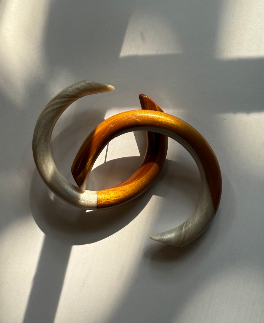 HOOP STUD ( GOLD & PEARL)